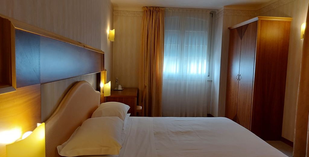 Phi Hotel Astoria 4*