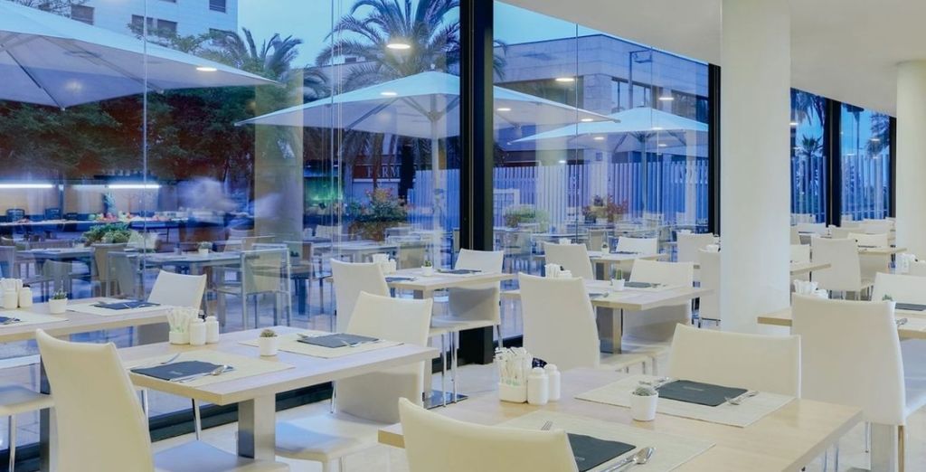 Hesperia Barcelona Del Mar 4*