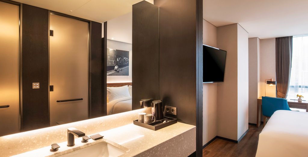 Mercure Ambassador Seoul Hongdae 4*
