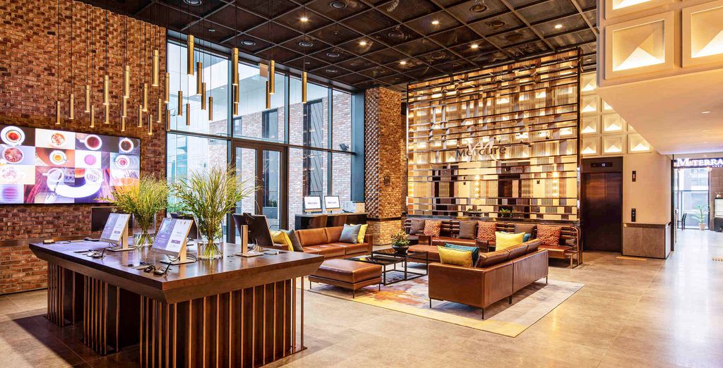 Mercure Ambassador Seoul Hongdae 4*