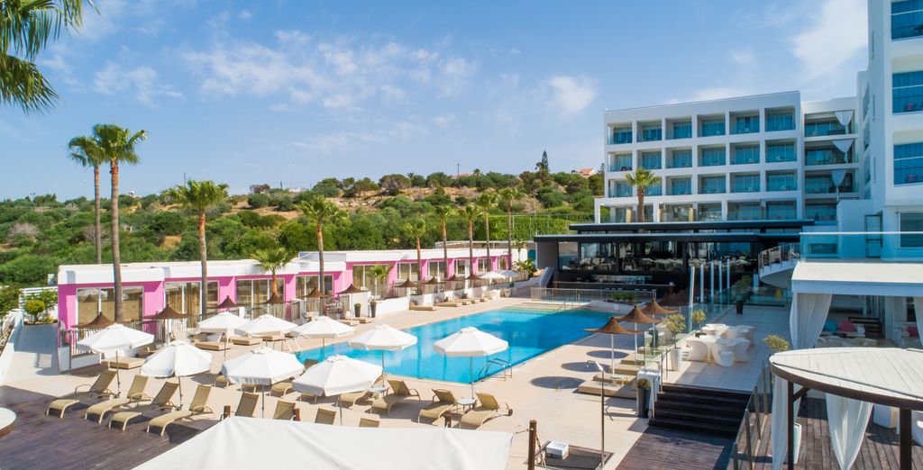 Napa Mermaid Hotel and Suites 4*