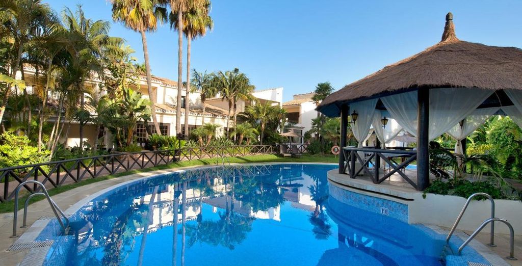 BlueBay Banus 4*