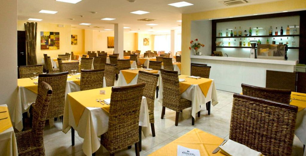 Hotel Club Ravezzo 4*