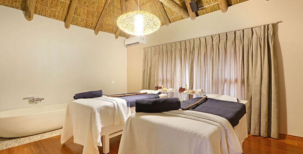 Combinato 4* Aha Harbour Bridge Hotel & Suites e Aquila Private Game Reserve & Spa