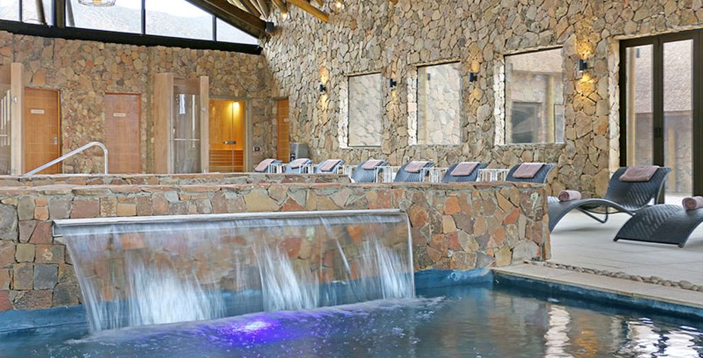 Combinato 4* Aha Harbour Bridge Hotel & Suites e Aquila Private Game Reserve & Spa