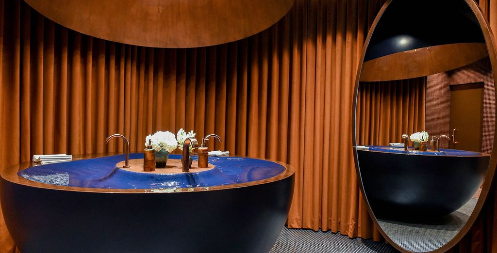 The Lodge Wine & Business Hotel 5*