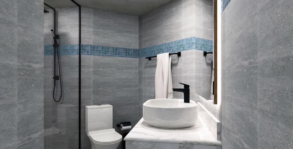 Lutania Beach Hotel 4*