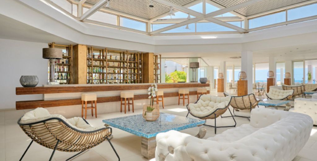 Grecotel LUX ME White Palace 5*