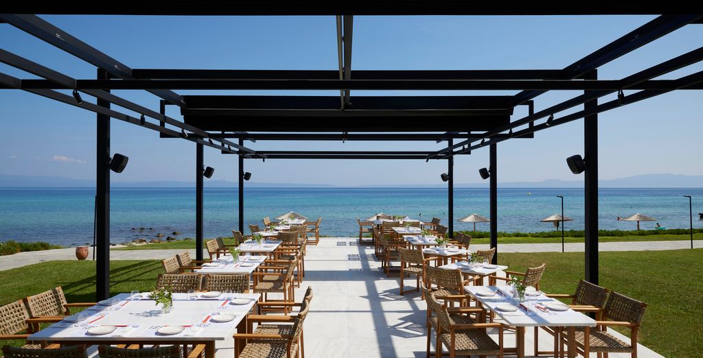 Kassandra Palace Seaside Resort 