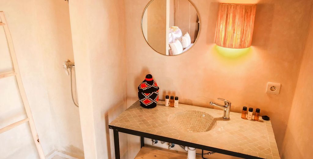 Riad Si Khalifa con possibile estensione al Selina Nomad Camp Agafay