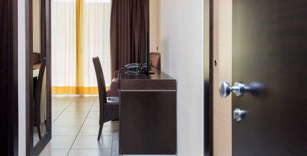 Esperia Palace Hotel 4*