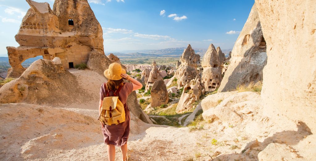 Tour di gruppo: Tra valli lunari e straordinari siti storici