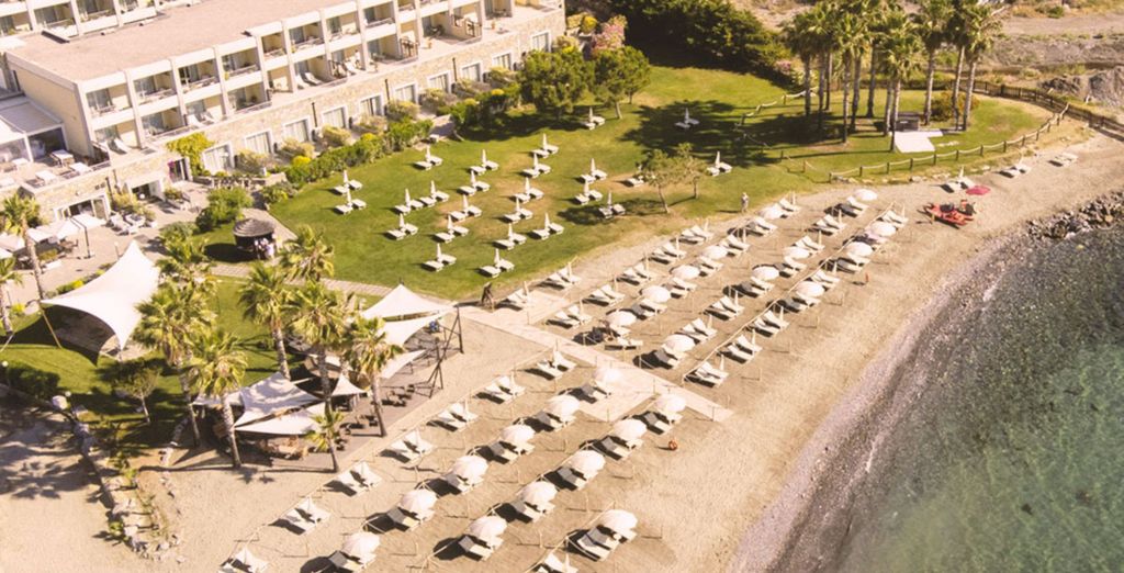 Aregai Marina Hotel & Residence 4*