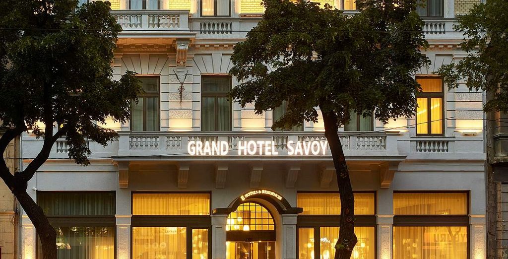 Est Grand Hotel Savoy 4*