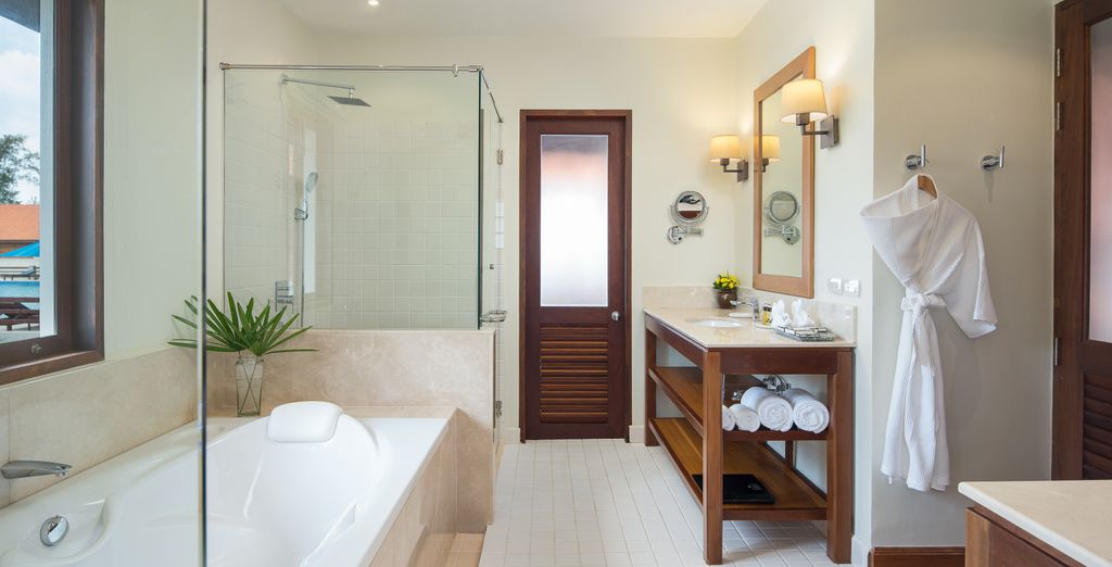 Montien Bangkok 5*, Venice Krabi 5* e Le Menara Khao Lak 5*