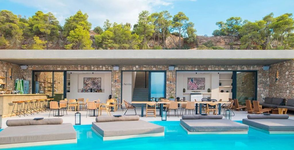 Le Grand Bleu Resort