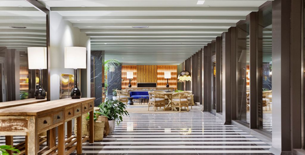 Raffles Seychelles 5* con possibile rpre-estensione a Dubai 5*