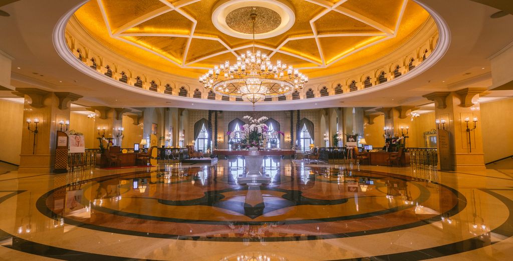 Shangri La Hotel Qaryat Al Beri Abu Dhabi 5*