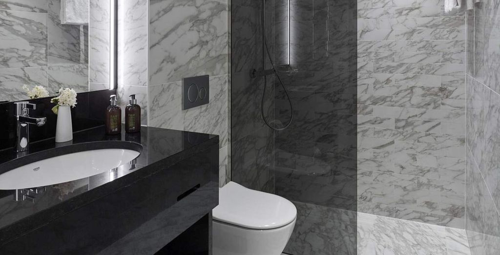 Est Grand Hotel Savoy 4*
