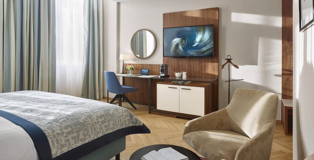Est Grand Hotel Savoy 4*