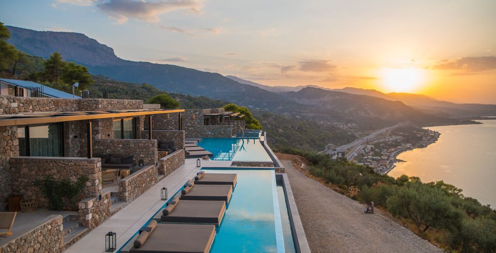 Le Grand Bleu Resort