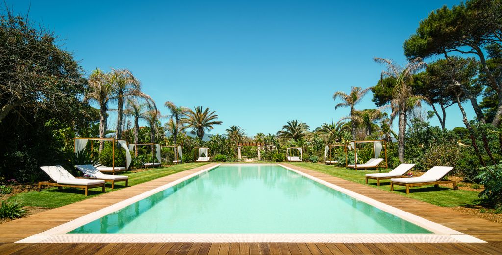 Sant Efis Hotel 4*