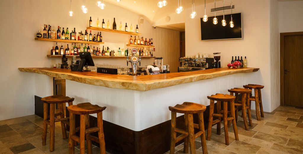 Sant Efis Hotel 4*
