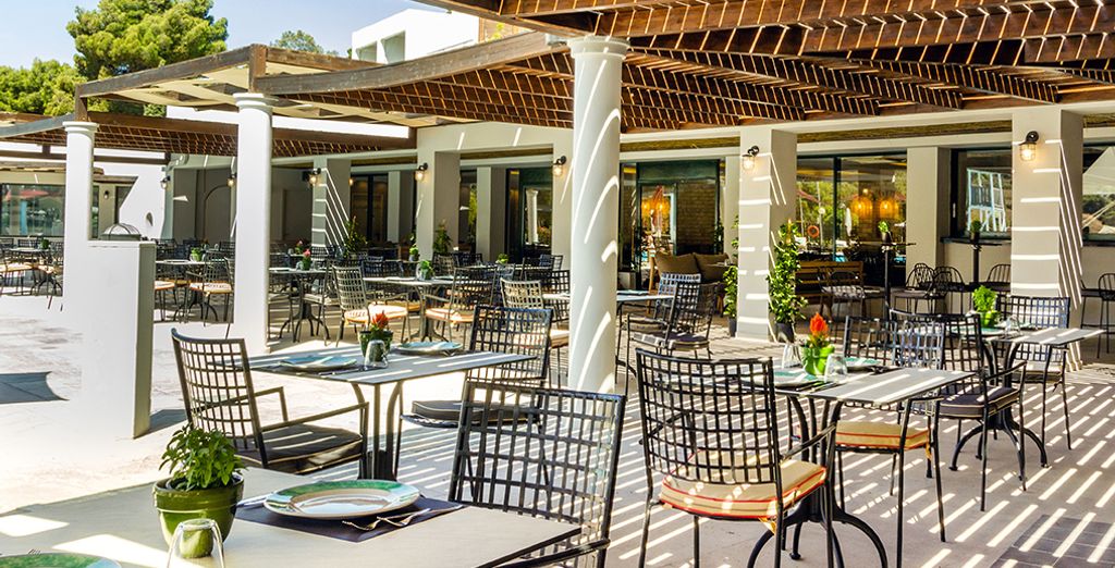 Dolce Attica Riviera 5*