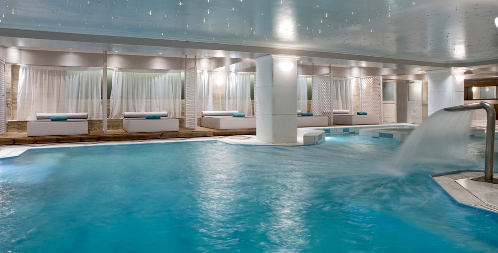 Dolce Attica Riviera 5*