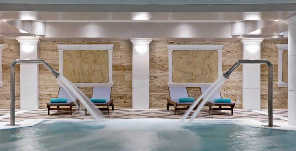 Dolce Attica Riviera 5*