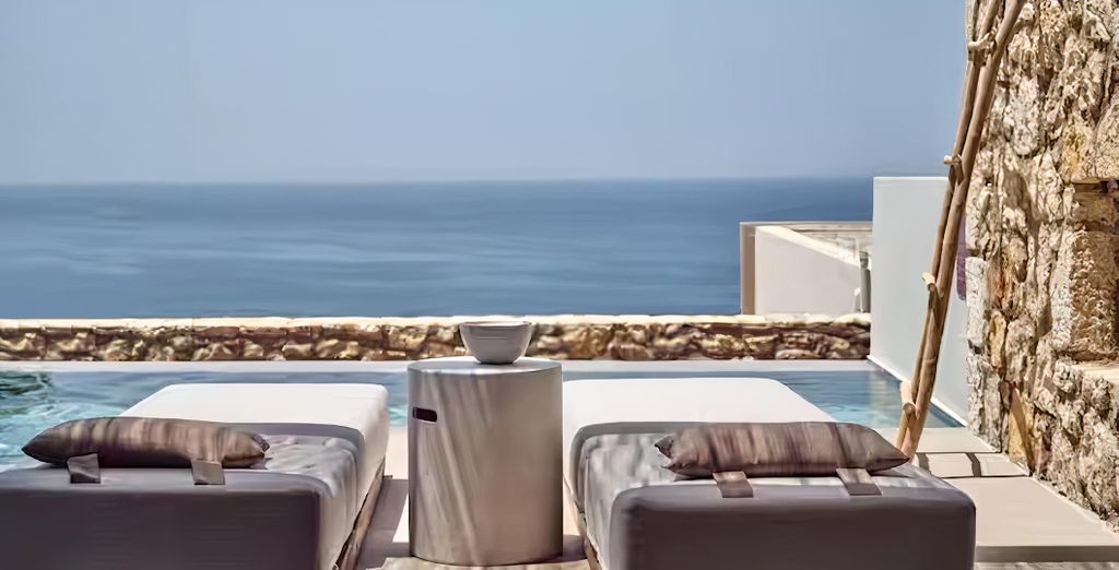 The Royal Senses Resort & Spa, Curio Collection by Hilton 5*