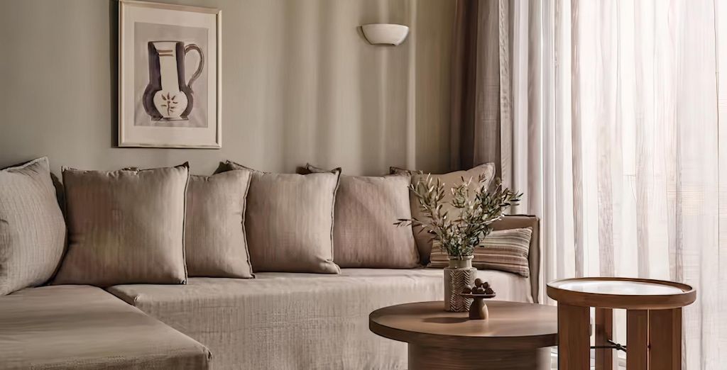 The Royal Senses Resort & Spa, Curio Collection by Hilton 5*