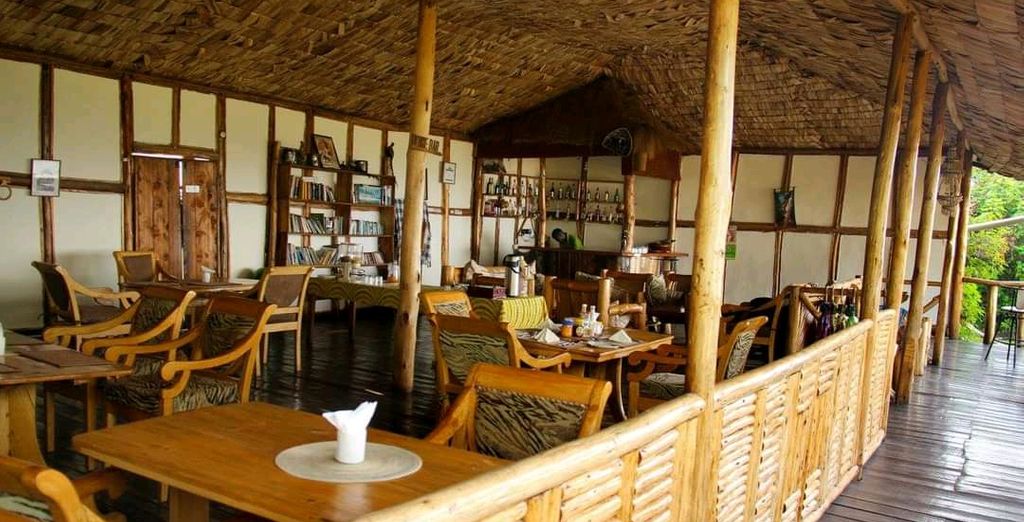 Tour privato: Viaggio nell'entroterra africano