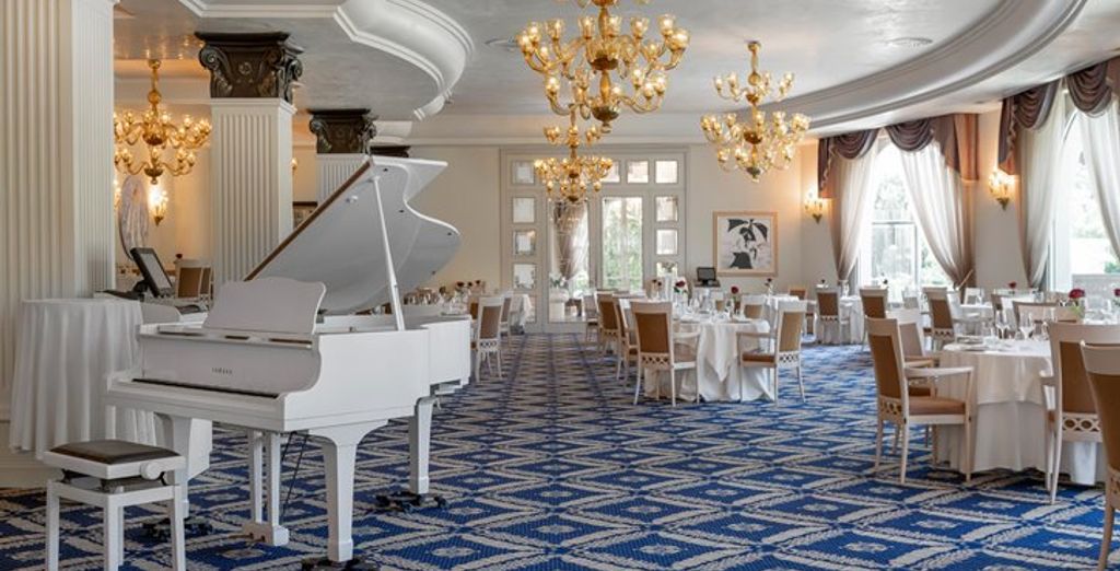 Palace Hotel 5*