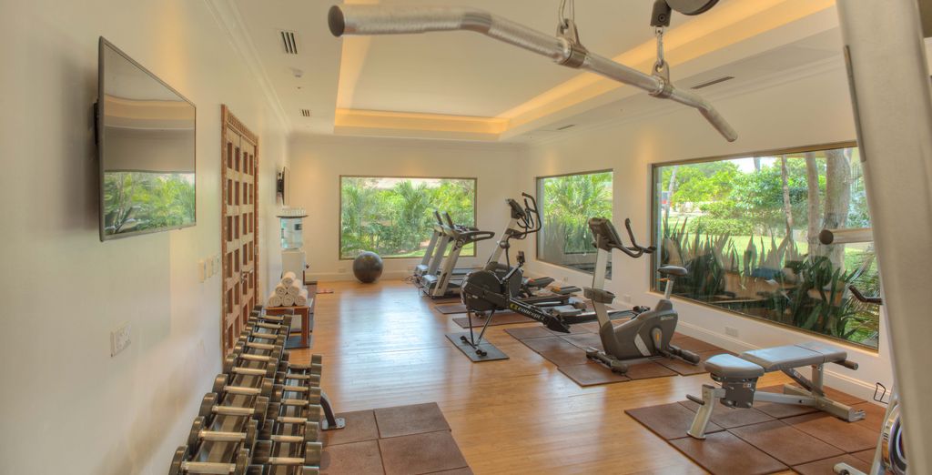 Safari tra i big five con estensione balneare all'Hemingways Watamu 5*