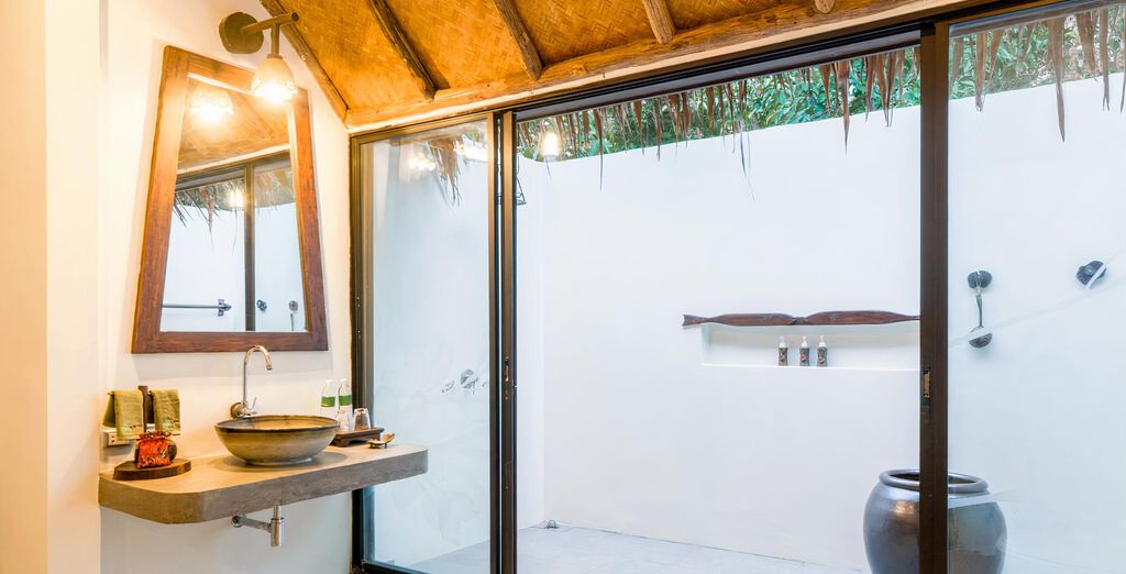 Combinato The Charm Resort Phuket 4*, Koh Yao Yai Village - SHA Extra Plus 4* e Mai Holiday by Mai Khao Lak 5*