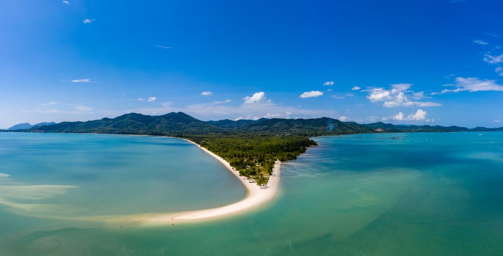 Combinato: Anantara Koh Yao Yai Resort & Villas 5* e Khao Lak Marriott Beach Resort & Spa 5* con pre-estensione opzionale a Bangkok