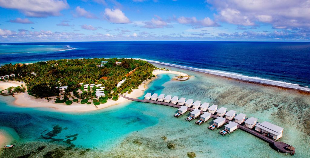 Holiday Inn Resort Kandooma Maldives 4*