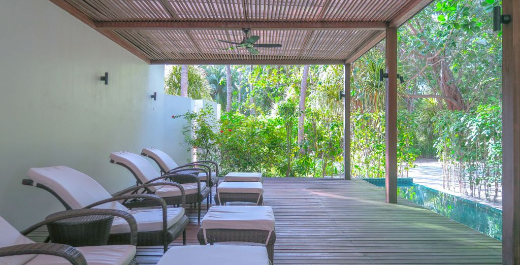 Holiday Inn Resort Kandooma Maldives 4*