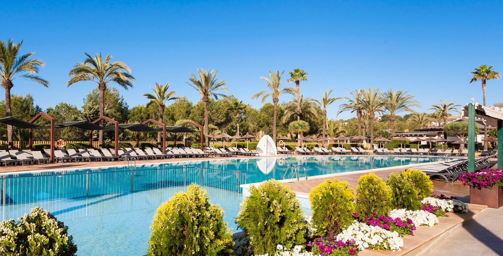 Insotel Cala Mandia Resort & Spa 4*