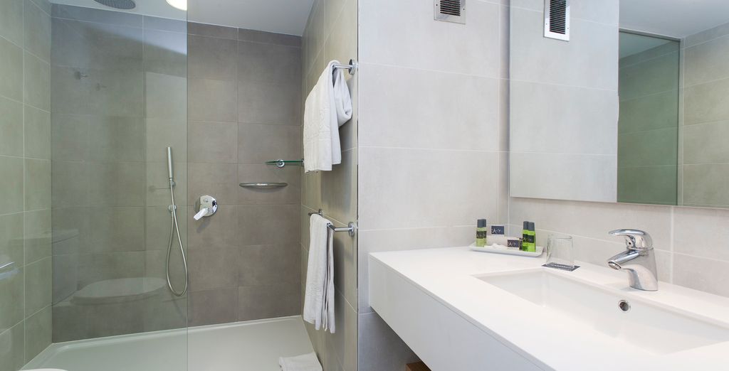 Insotel Cala Mandia Resort & Spa 4*