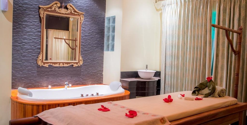 Oasis Hotel Restaurant & Spa 