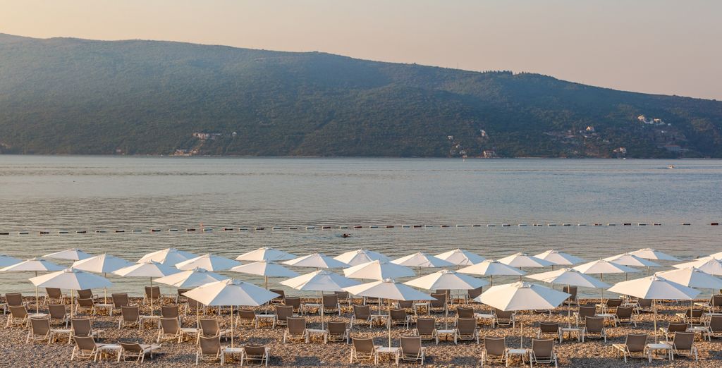 Lazure Hotel & Marina 5*