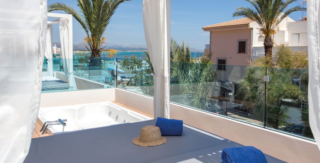 Llaut Boutique Hotel 4*