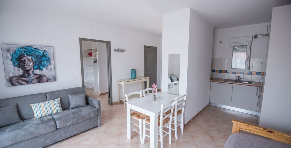 Hotel Residence Les Alizes con volo o Sardinia Ferries