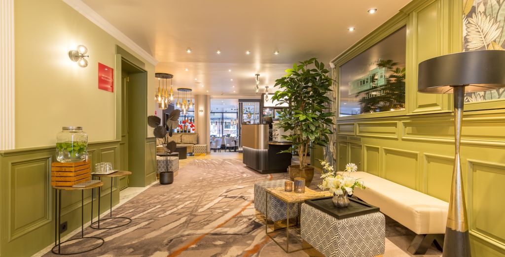 Leonardo Hotel Antwerp the Plaza 4*