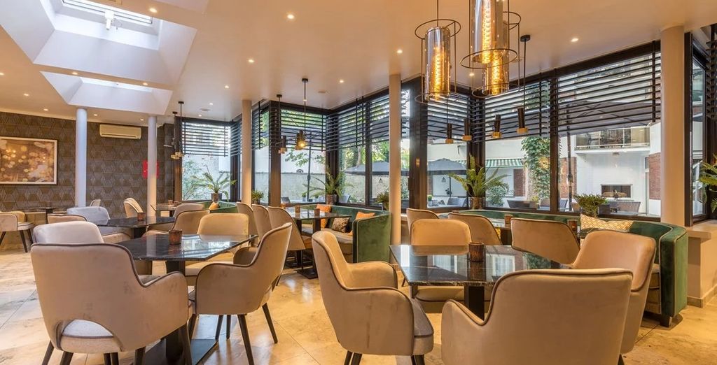 Leonardo Hotel Antwerp the Plaza 4*