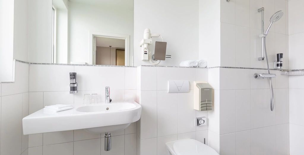 Leonardo Hotel Antwerp the Plaza 4*