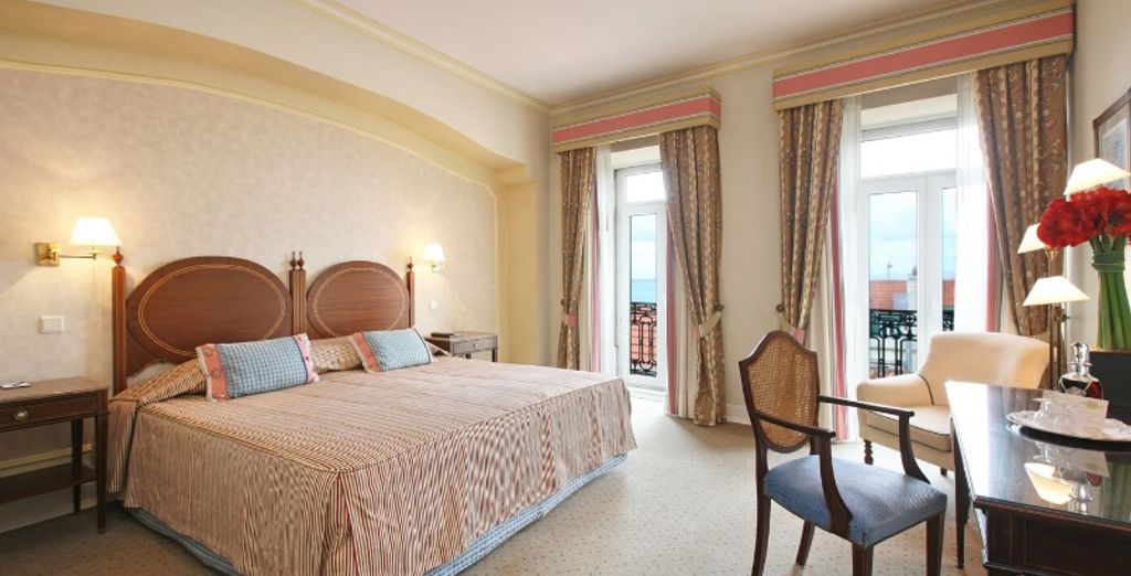Hotel As Janelas Verdes 4*