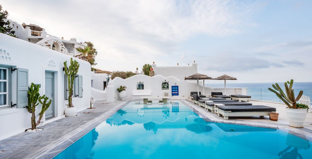 Smy Mykonos Suites & Villas 5*